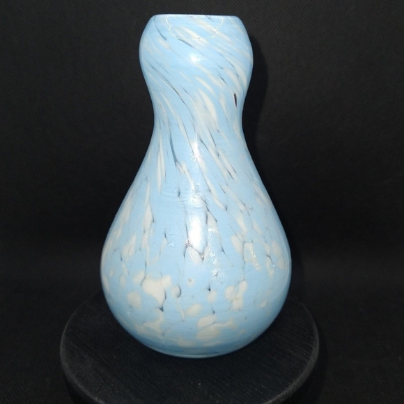 Blue and White Swirl Vase - Picture 8 of 8
